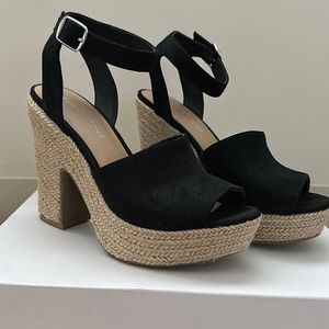 Sun + Stone Feyf black size 7